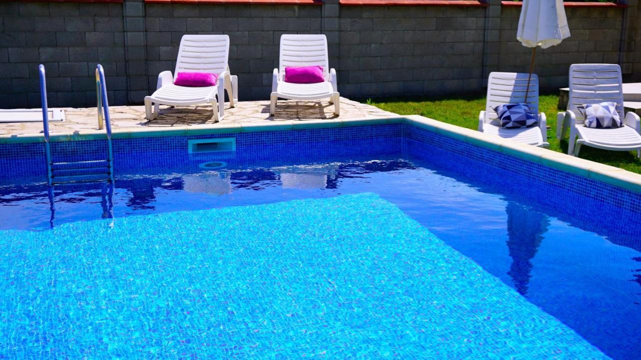 Вила Делфин - Villa Delfin Balgarevo Kültér fotó