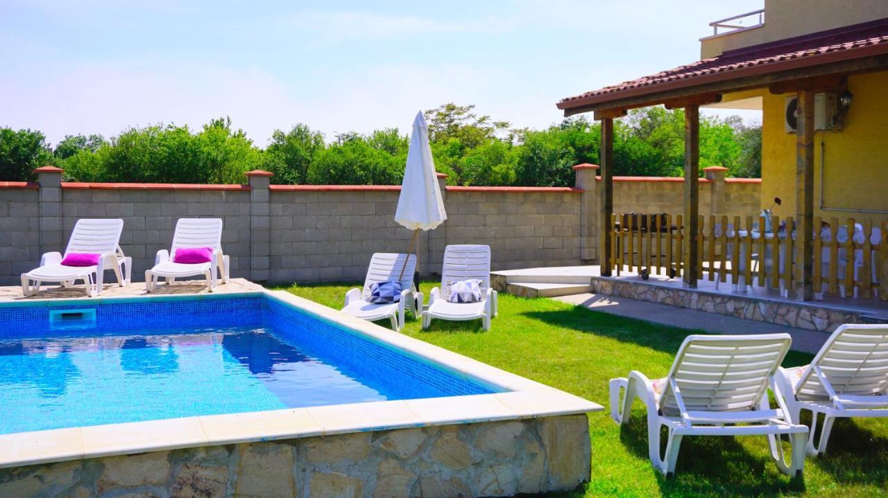 Вила Делфин - Villa Delfin Balgarevo Kültér fotó